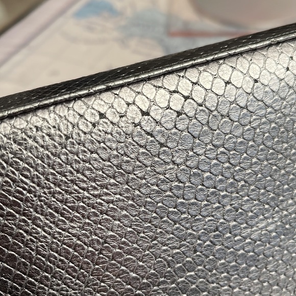 YSL silver snake pattern WOC - Picture 11 of 13